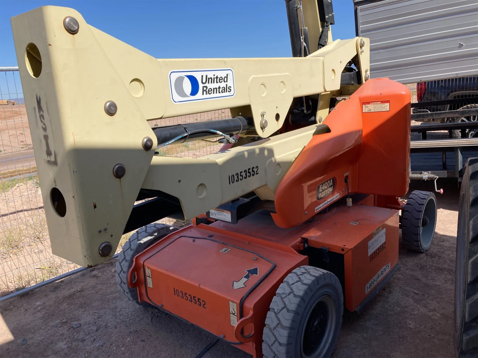 2015 JLG E400AN-Articulating