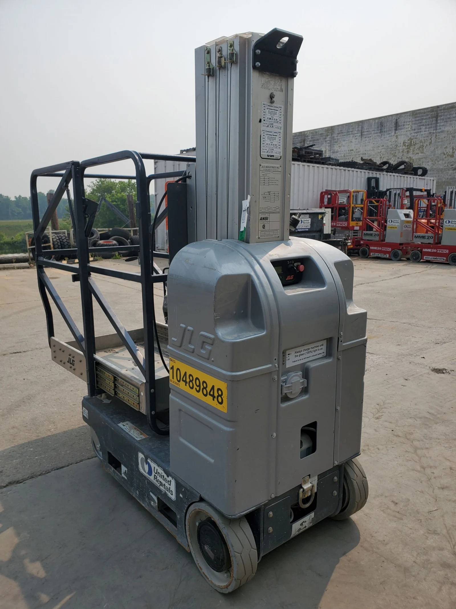 2016 JLG 20MVL Self-Propelled One-Person