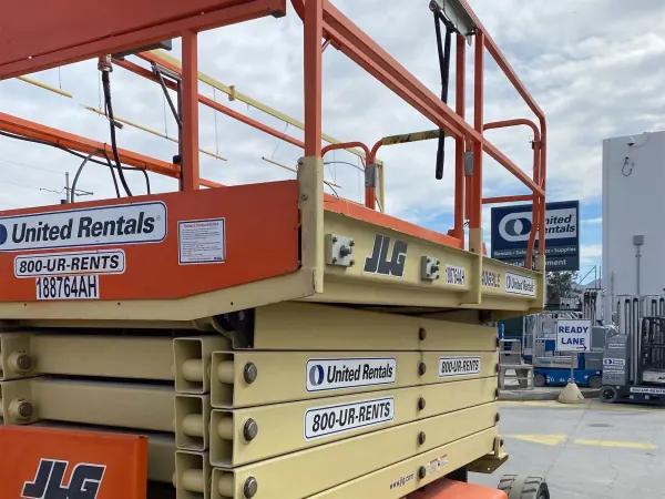 2017 JLG 4069LE