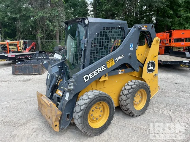 2021 John Deere 318G