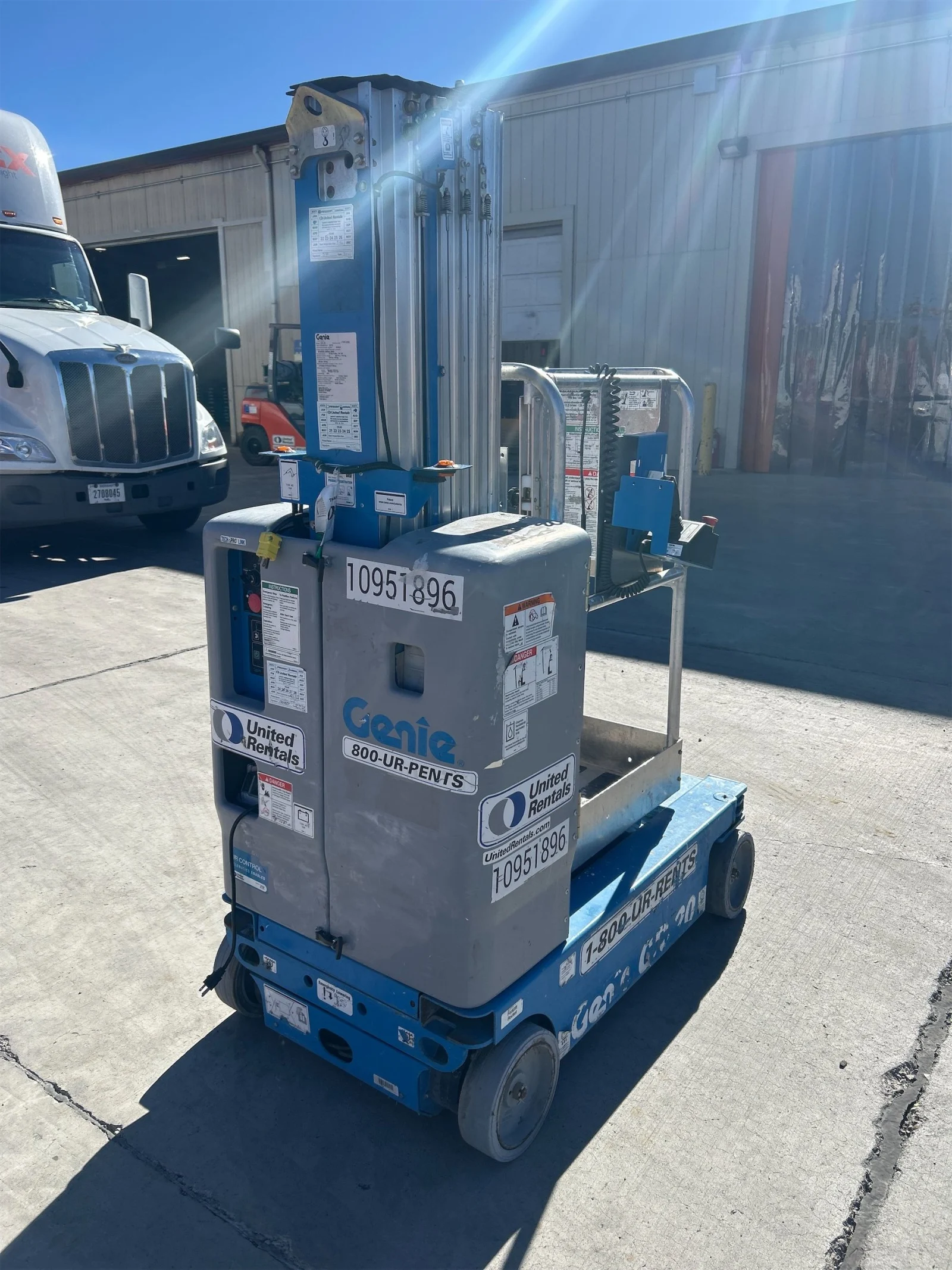 2019 Genie GR-20 Self-Propelled One-Person
