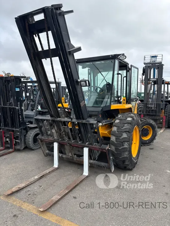 2023 JCB 930-4