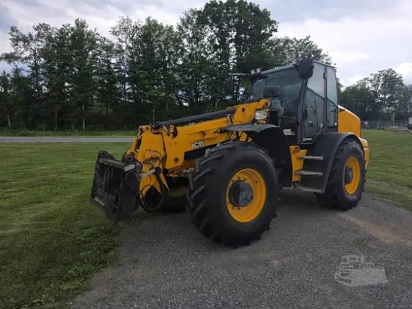 2021 JCB TM420