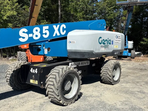 2019 Genie S-85XC