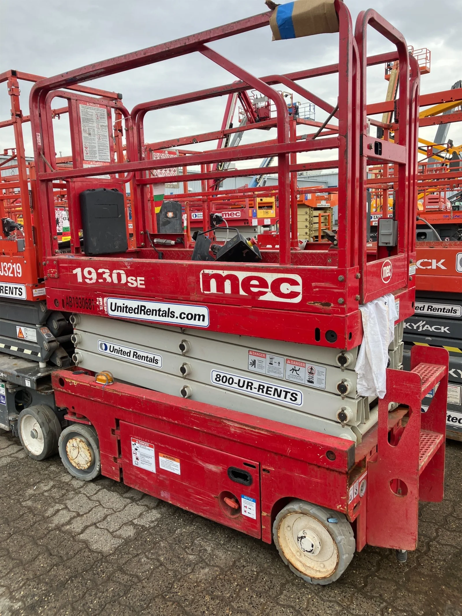 2017 MEC 1930SE