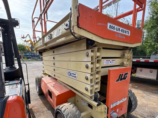 2016 JLG 4069LE