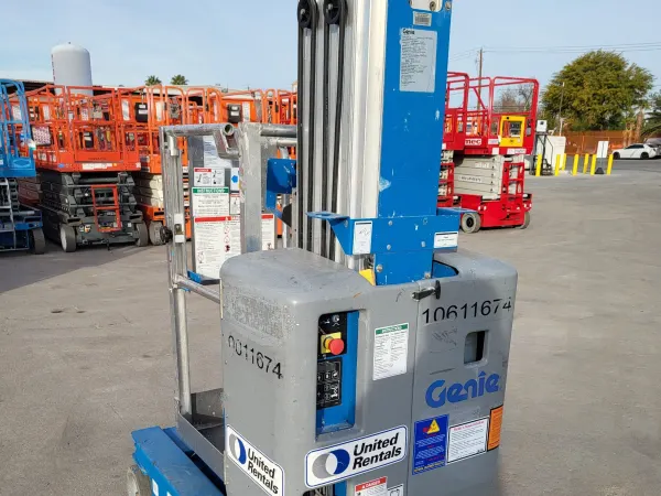 2017 Genie GR-20 Self-Propelled One-Person