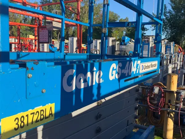 2016 Genie GS-4047