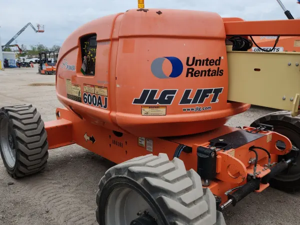 2016 JLG 600AJ Articulating