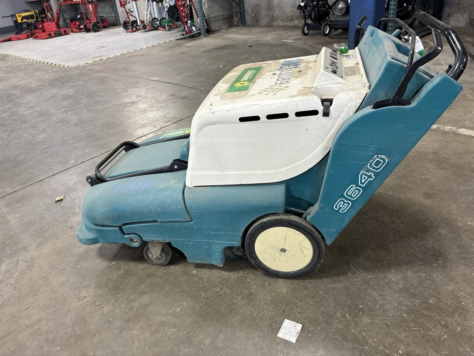 2014 Tennant 3640