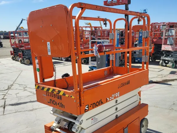 2019 Snorkel S3219E