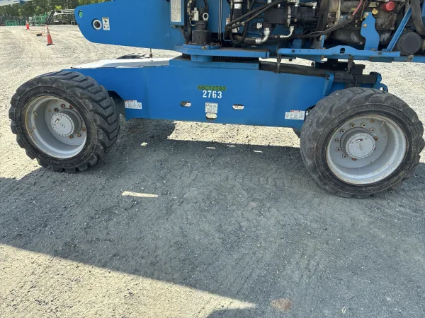 2015 Genie S-85