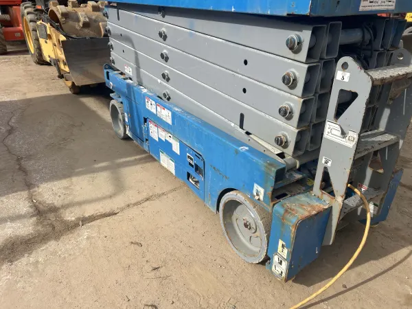 2019 Genie GS-3232