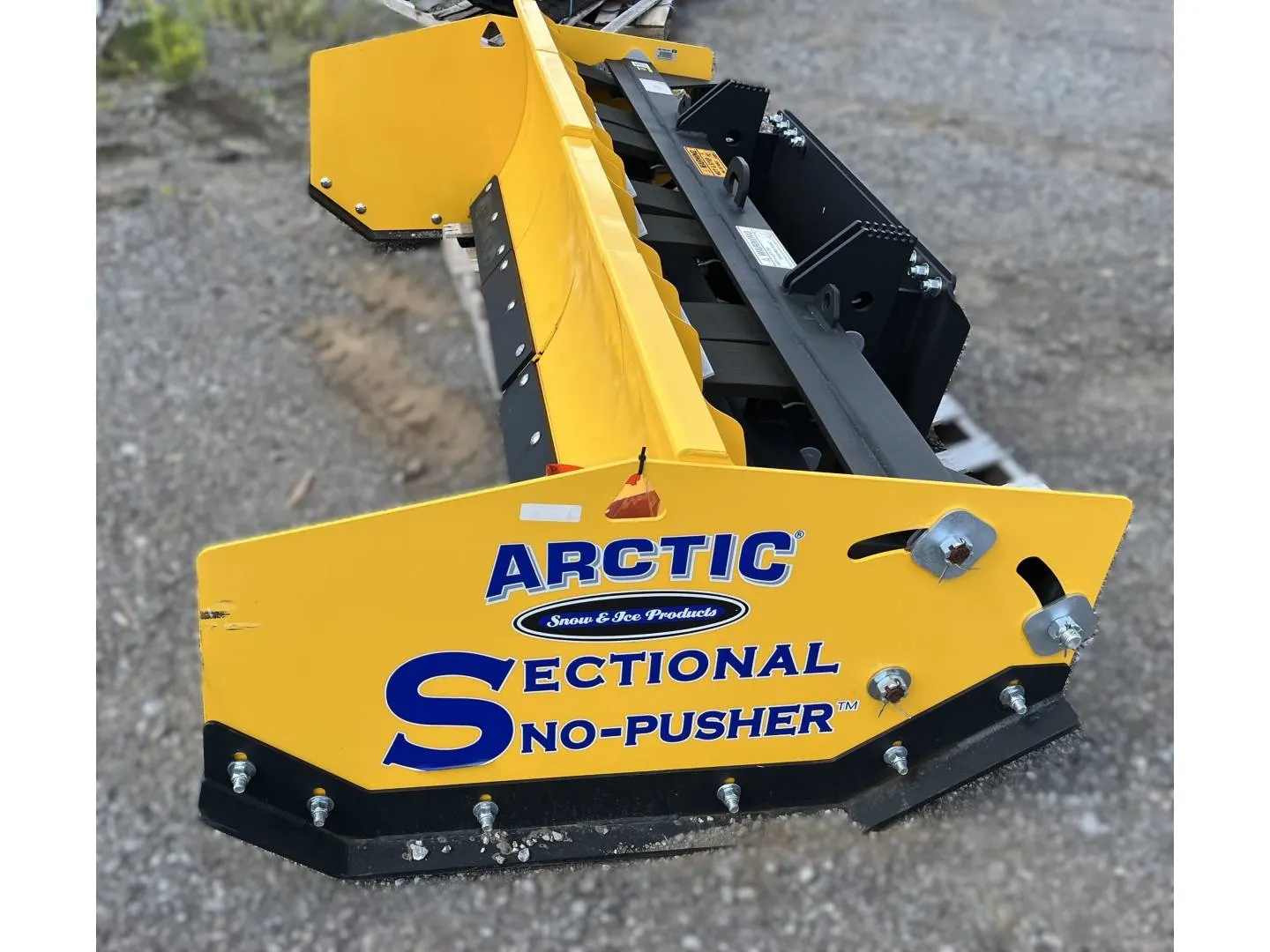 2024 OTHER US MFGRS SSL 8.5' SECTIONAL SNOW PUSHER