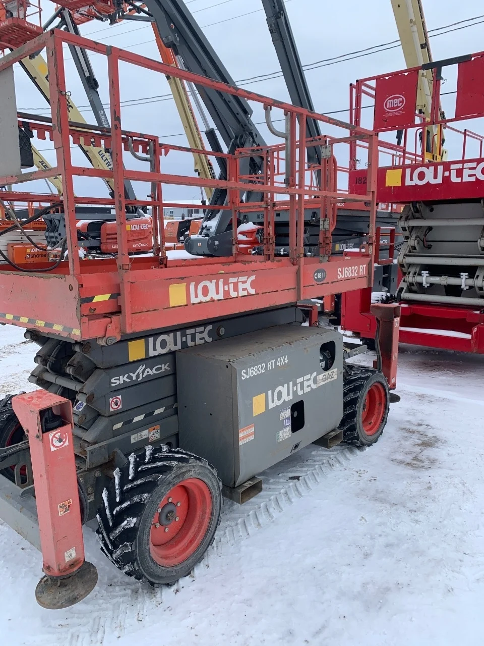 2022 Skyjack SJ6832 RT
