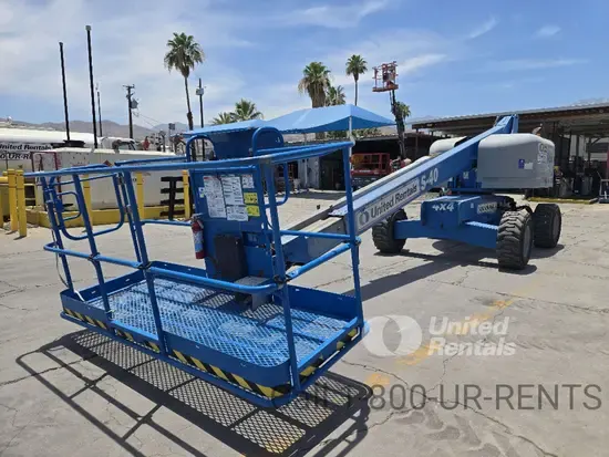 2018 Genie S-40