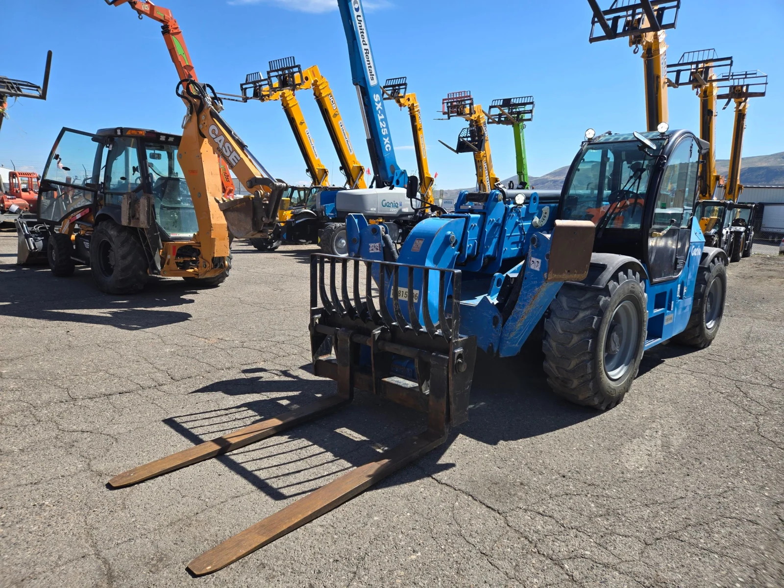 2018 Genie GTH-1256