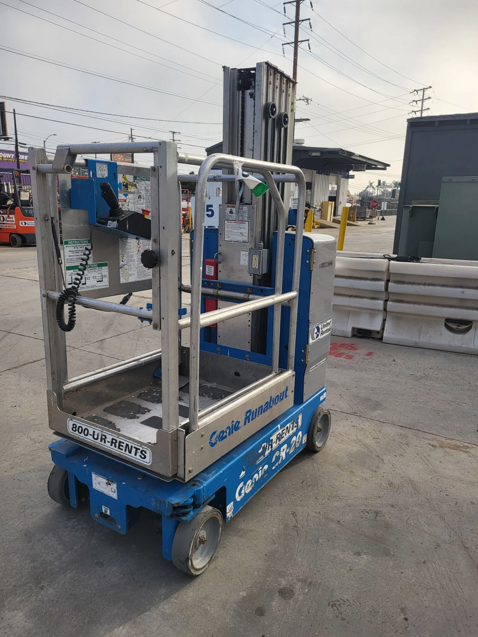 2018 Genie GR-20 Self-Propelled One-Person