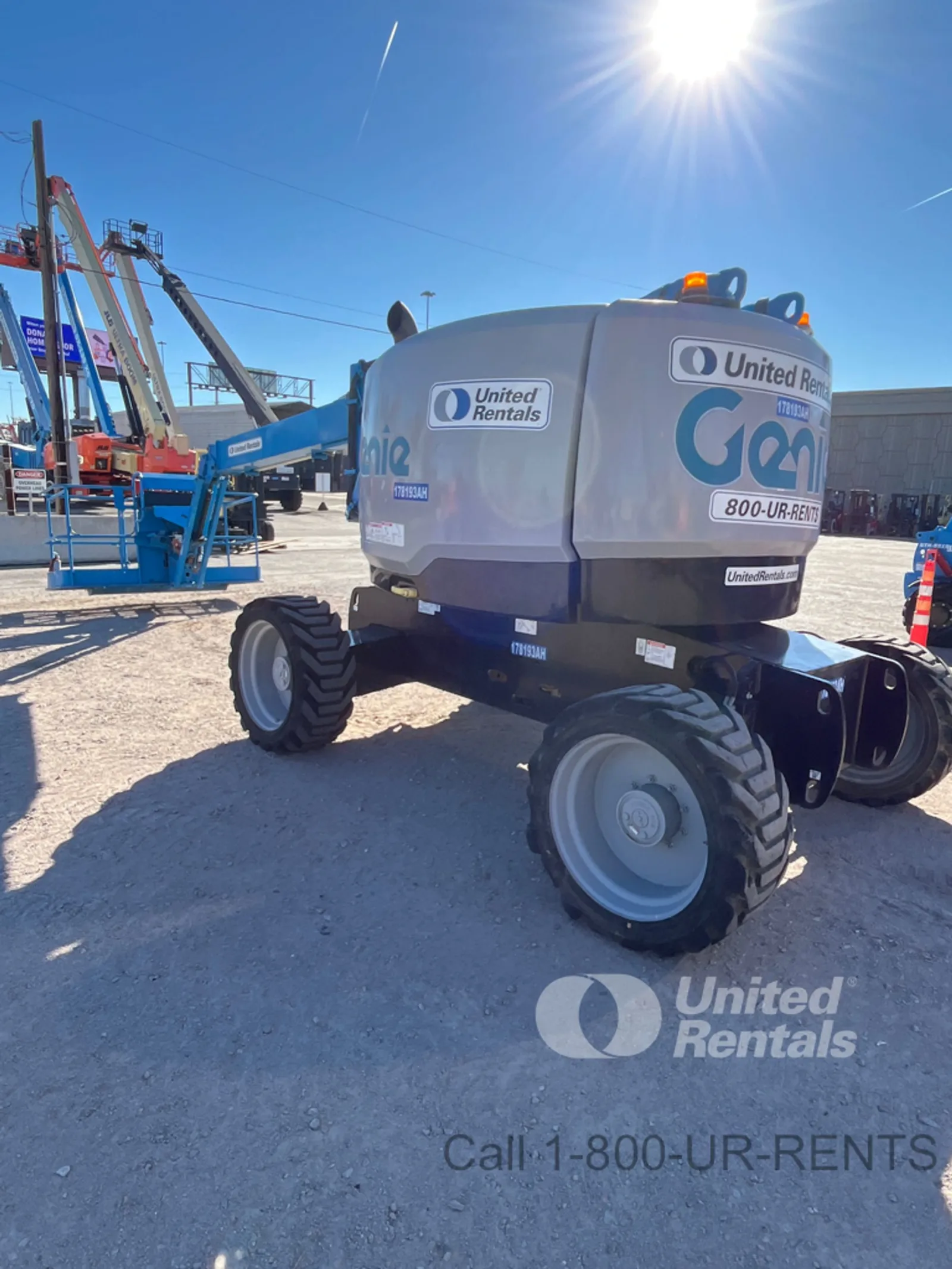2016 Genie Z-62/40 Articulating