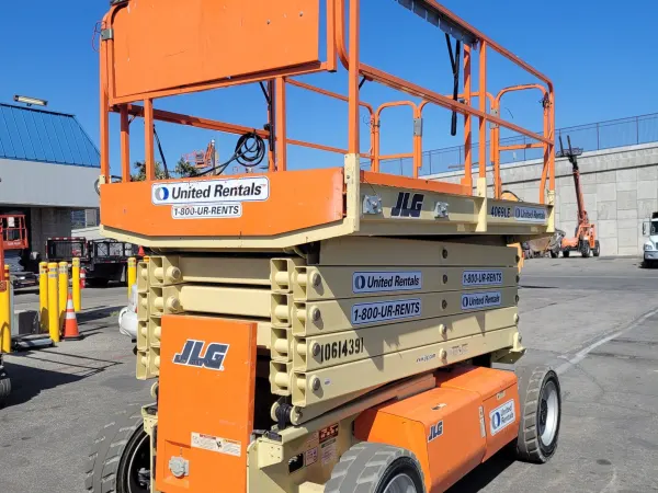 2017 JLG 4069LE