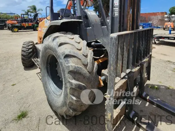 2021 Case 586H