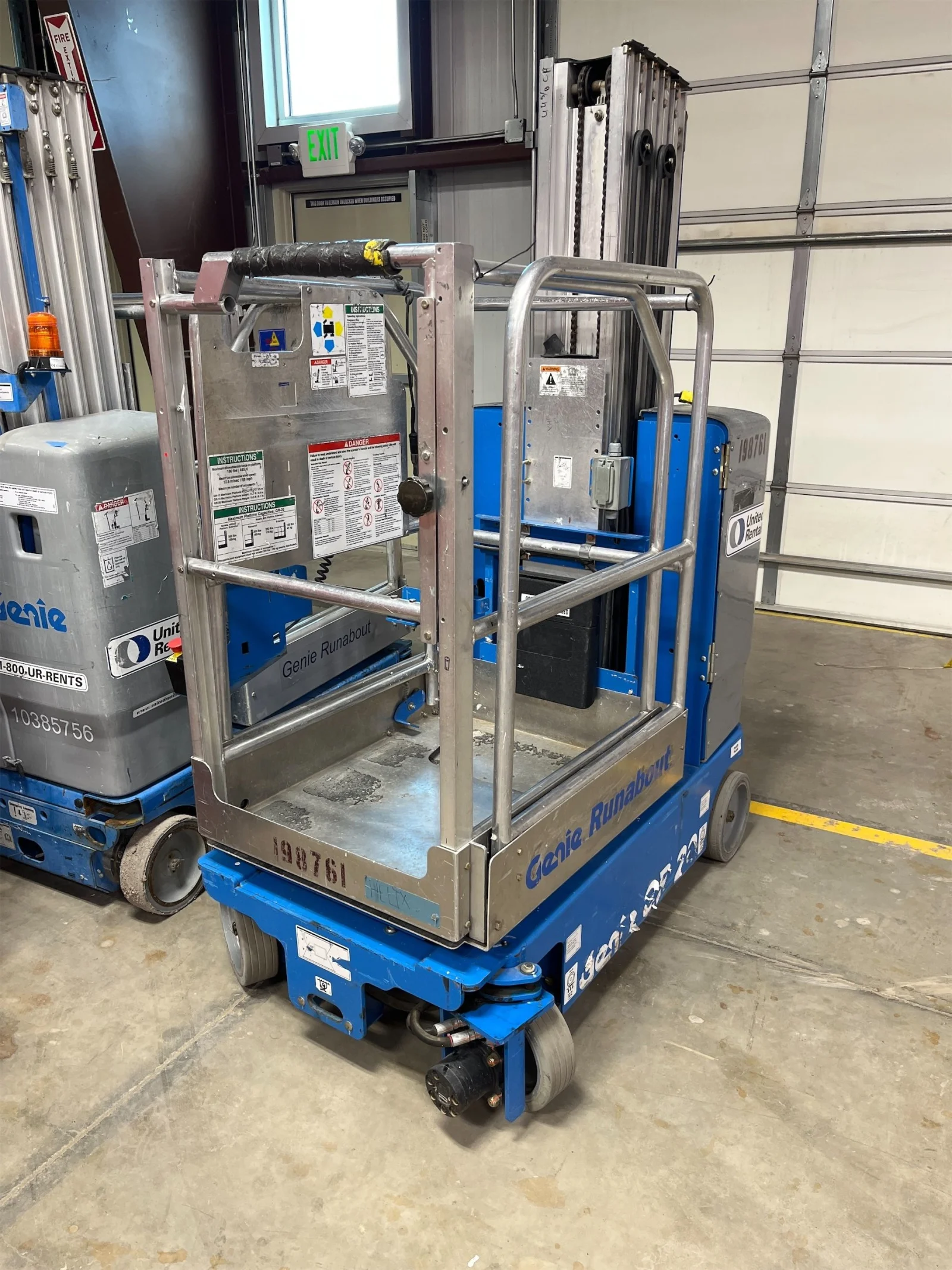 2017 Genie GR-20 Self-Propelled One-Person