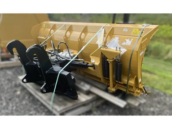 2024 Caterpillar BHL 9' SNOW PLOW, IT
