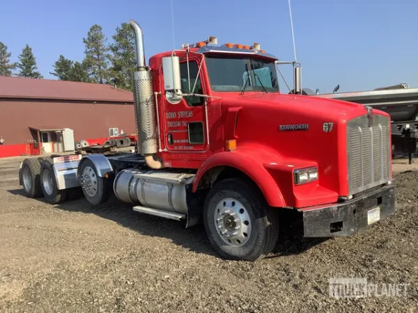 2005 Kenworth T800B