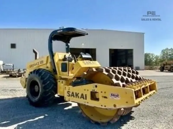 2023 Sakai SV544T