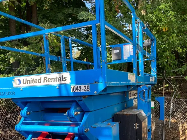 2018 Genie GS-4390 RT Rough Terrain