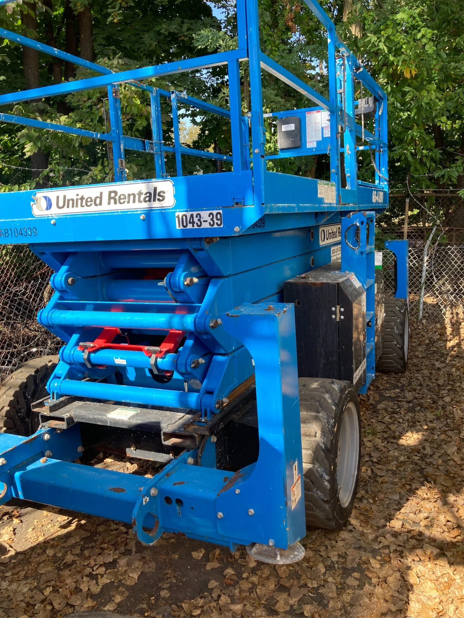 2018 Genie GS-4390 RT Rough Terrain
