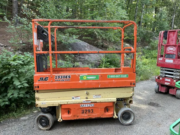 2017 JLG 1930ES