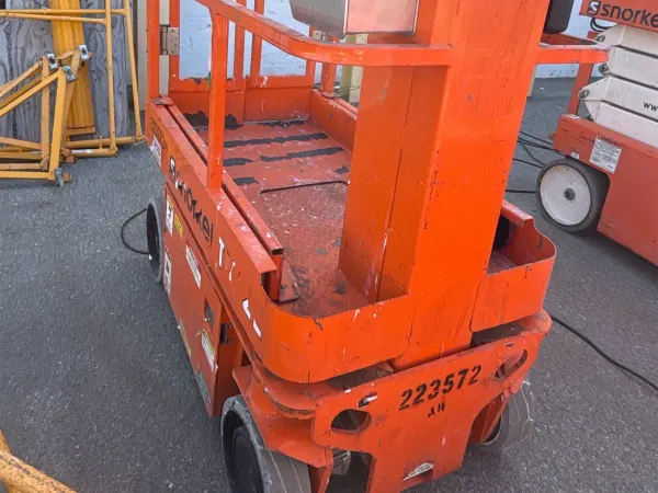 2019 Snorkel TM12E Self-Propelled One-Person