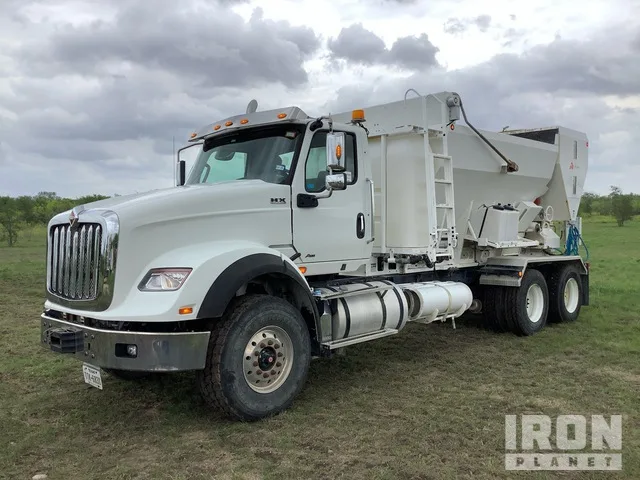 2024 International HX620