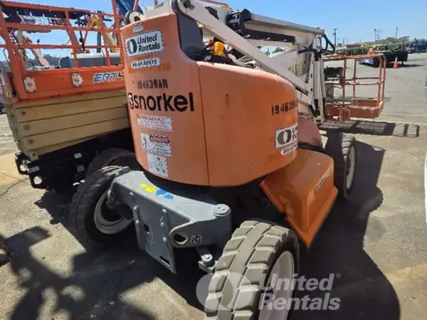 2017 Snorkel A46JE Articulating