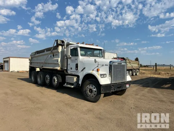 2003 Freightliner FLD120