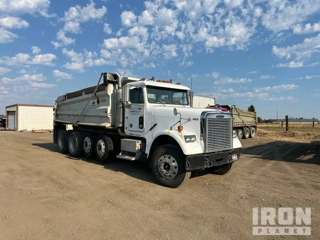 2003 Freightliner FLD120