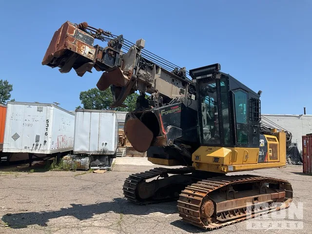 2016 Caterpillar 320D2 FM