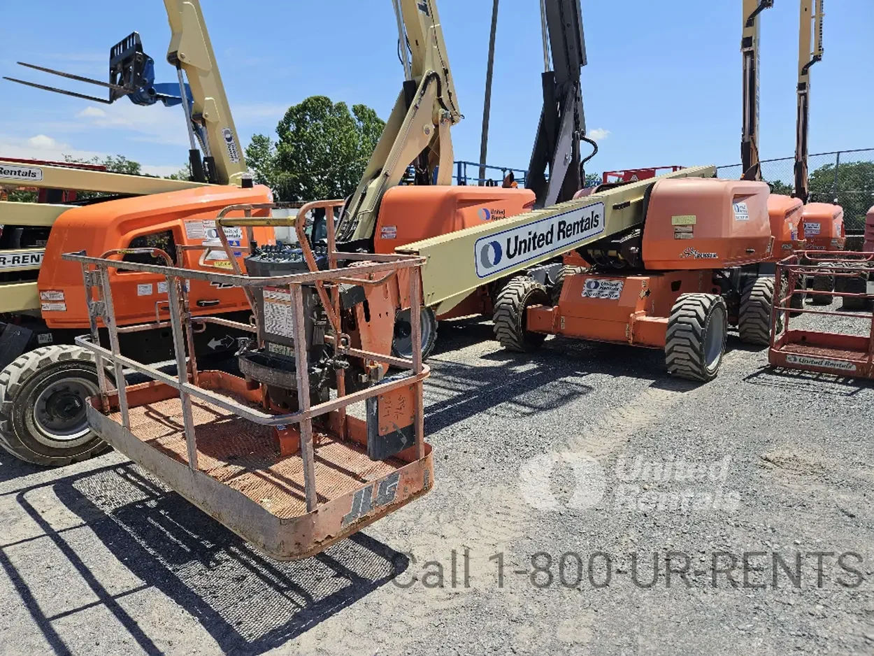 2018 JLG 600S