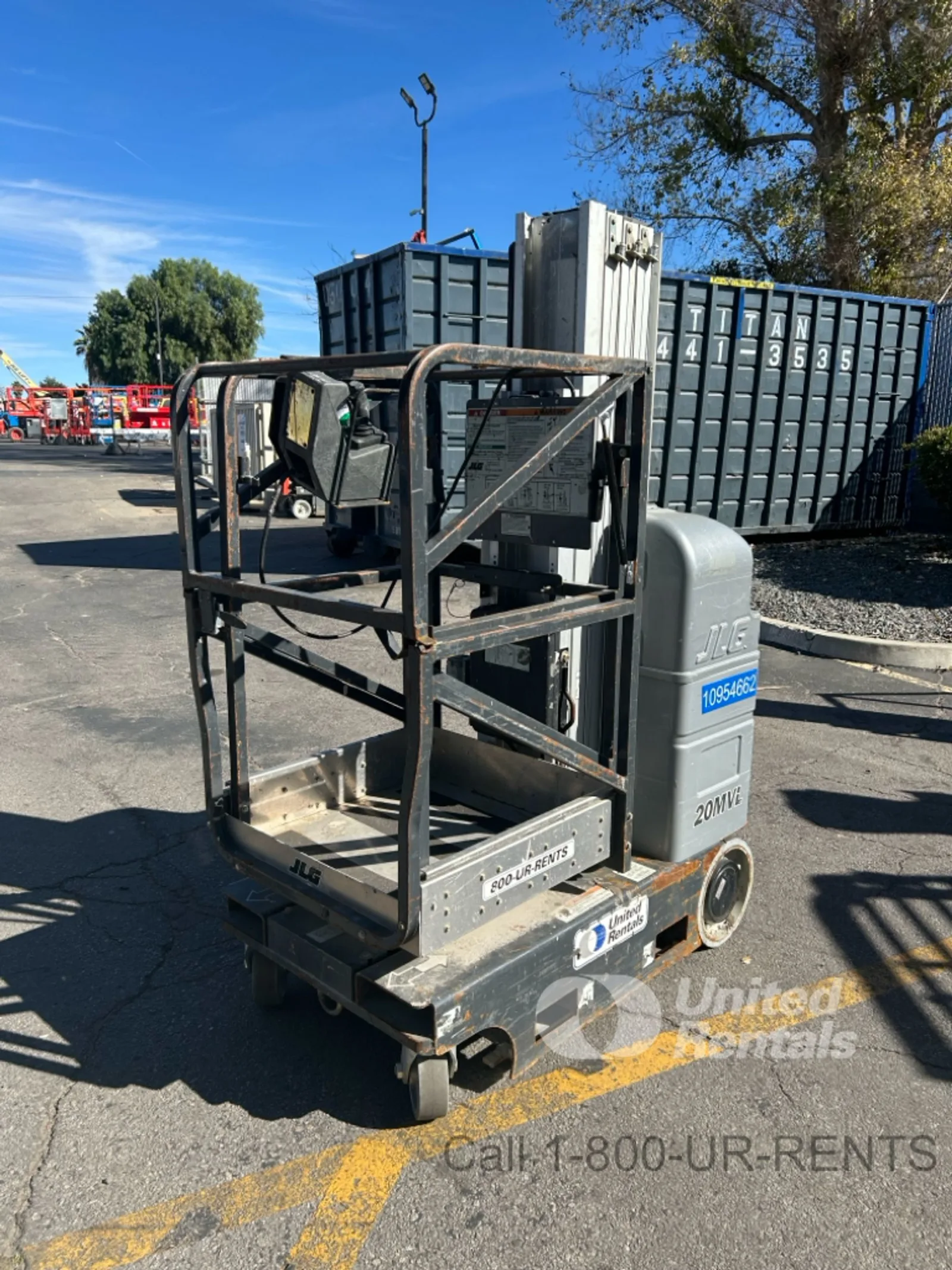 2019 JLG 20MVL Self-Propelled One-Person