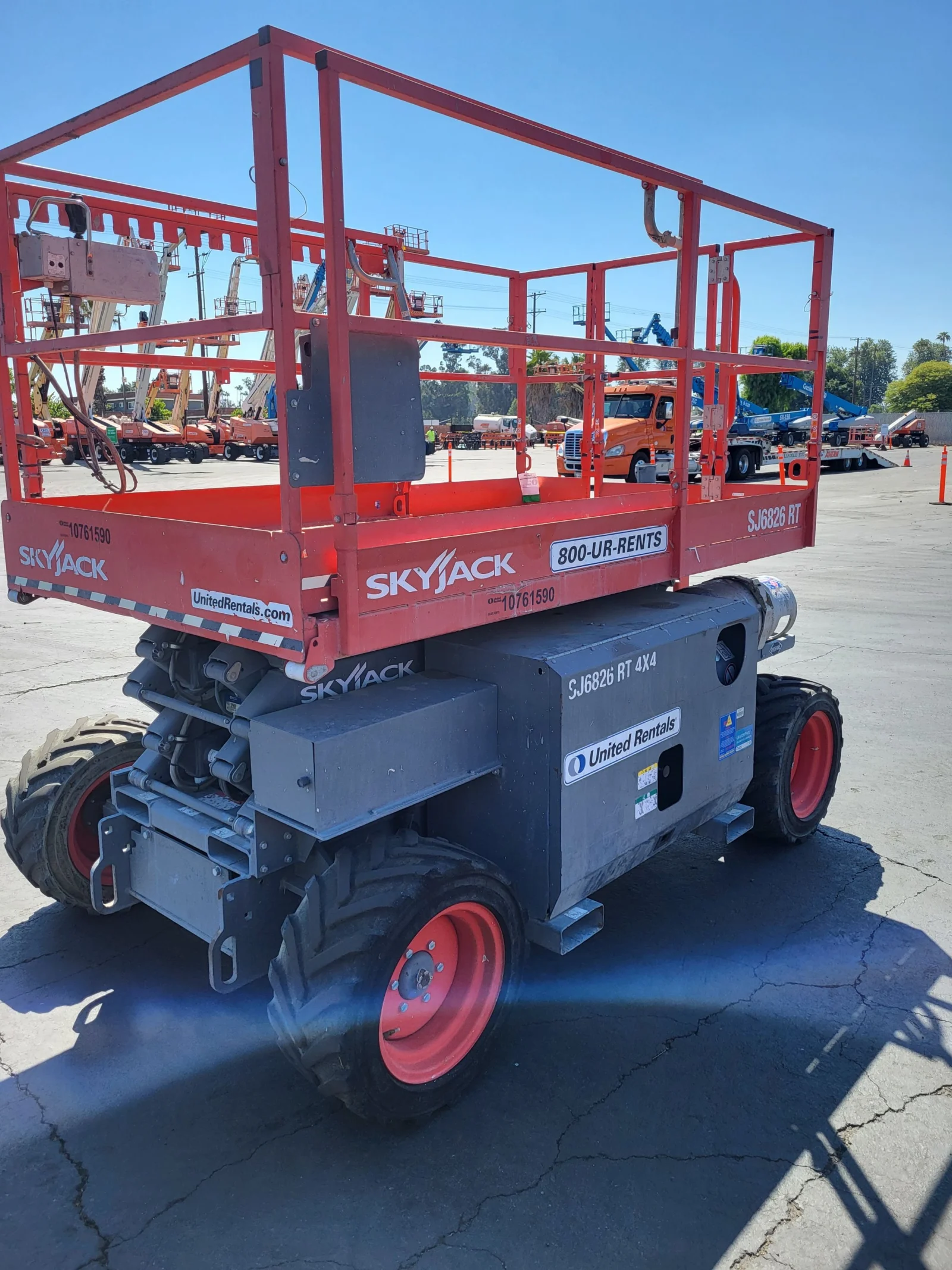 2018 Skyjack SJ6826RT Rough Terrain