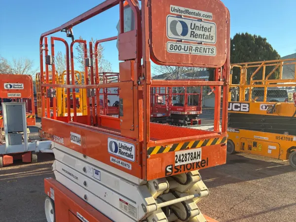 2019 Snorkel S3226E