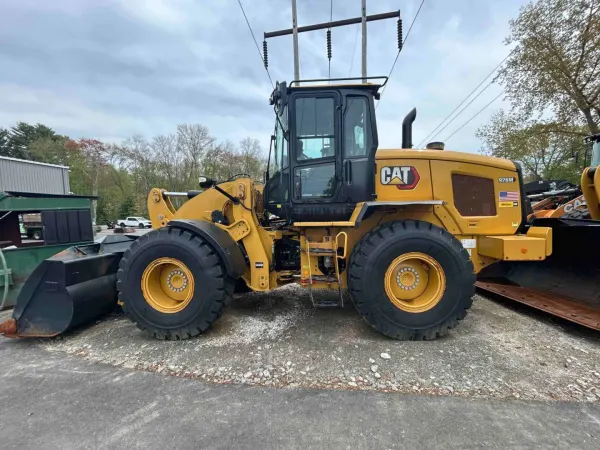 2021 Caterpillar 926M