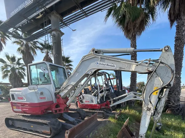 2020 Takeuchi TB260CR