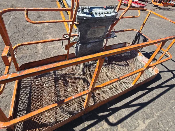 2018 JLG 660SJ