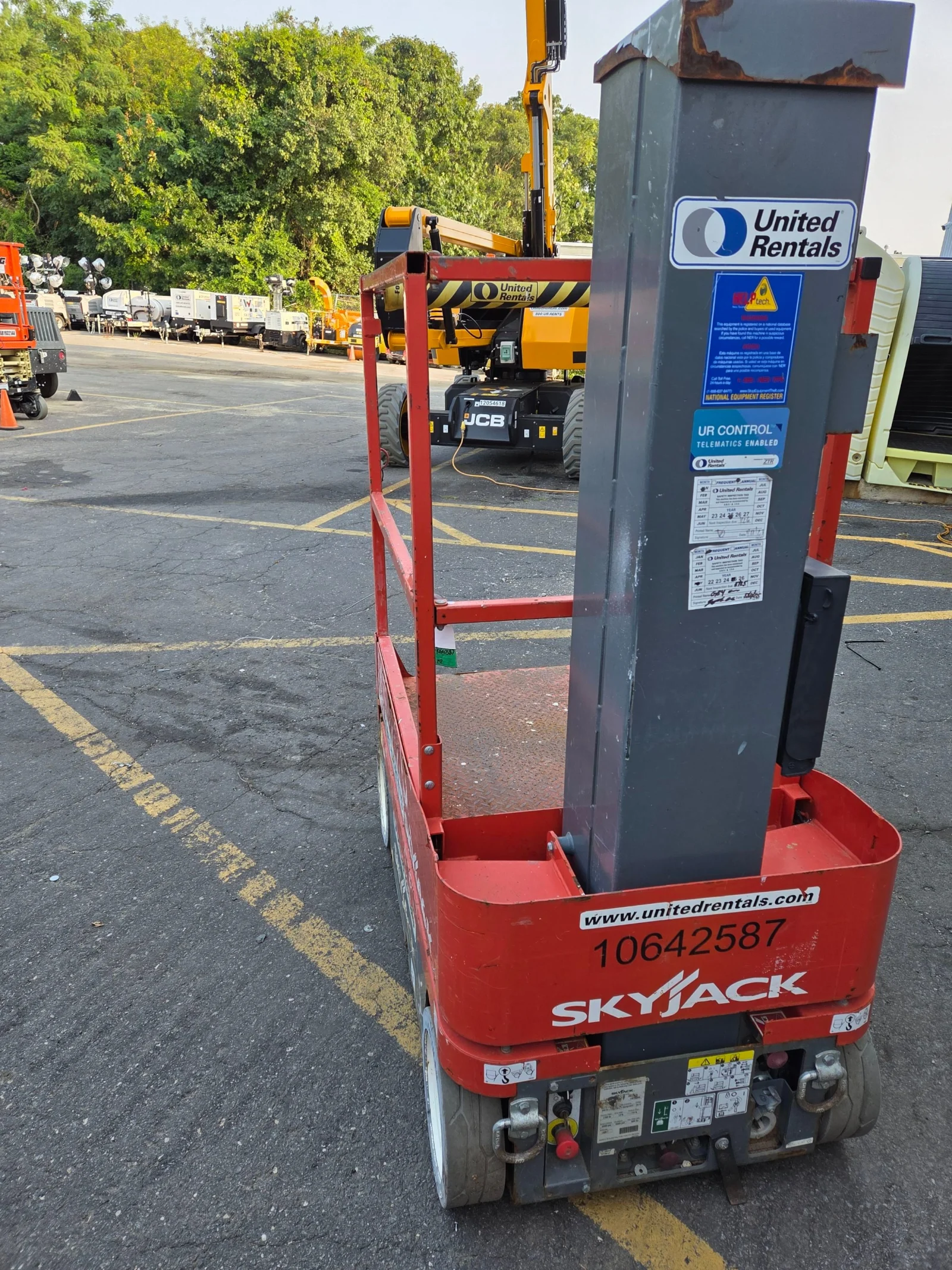 2017 Skyjack SJ12 Self-Propelled One-Person