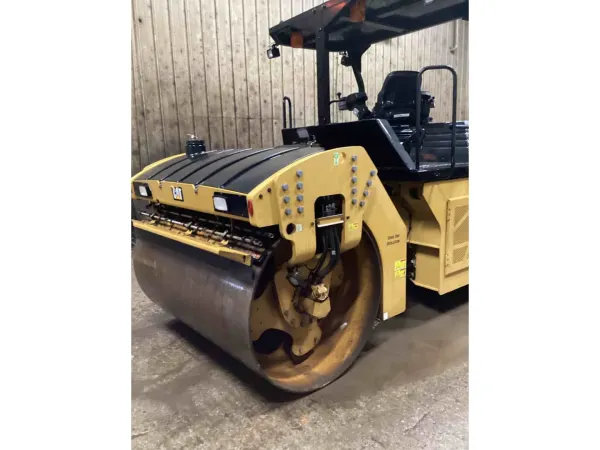 2020 Caterpillar CB13