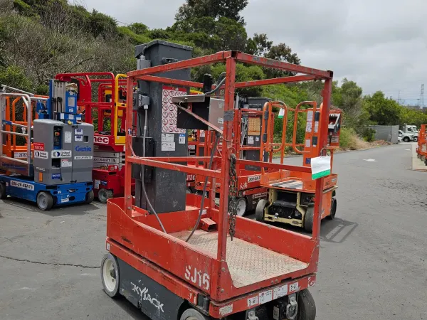 2017 Skyjack SJ16 Self-Propelled One-Person