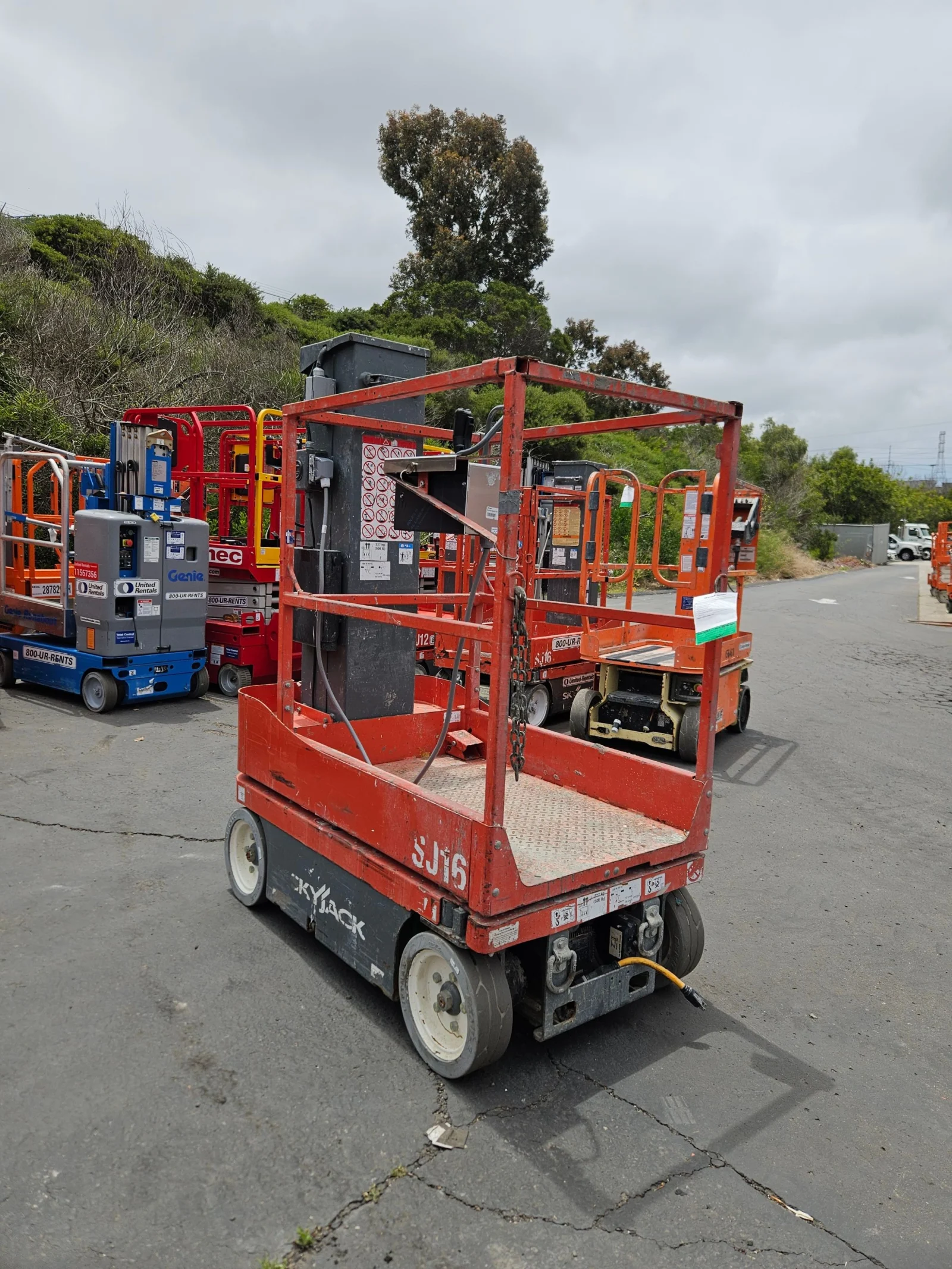 2017 Skyjack SJ16 Self-Propelled One-Person