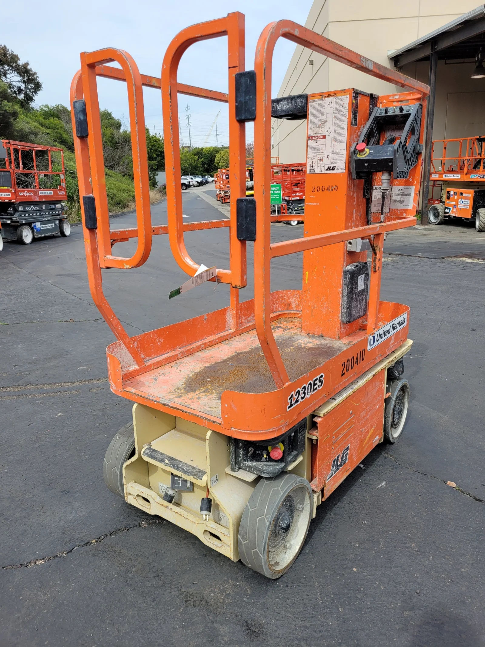 2018 JLG 1230ES Self-Propelled One-Person